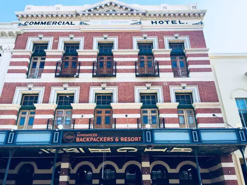 Sundancer Backpackers Hostel