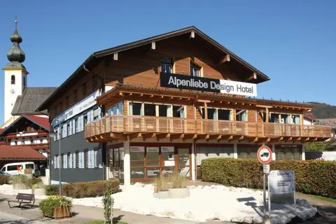 Design Hotel ALPENLIEBE - - - - Boutique-Flair - - - -