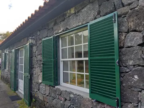 Azores Hibiscus House - Mountain and Sea