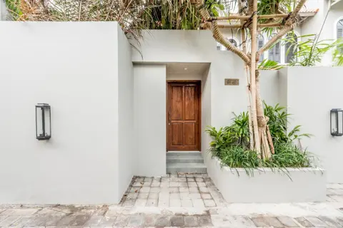 Central 1 Bedroom Villa 5 Min walk to Seminyak Beach