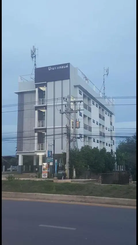 nana grand