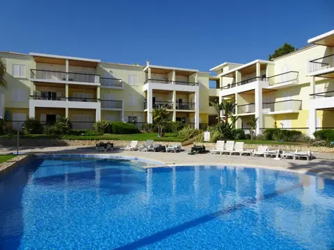 One Bedroom Apartment with Stunning Views