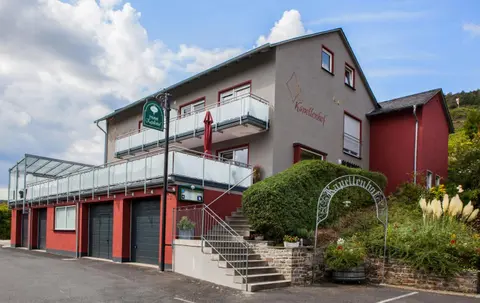 Hotel-Restaurant-Weingut Kapellenhof