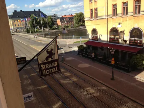 Strand Hotel