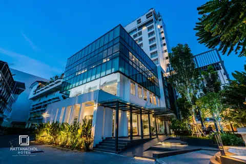 Rattanachol Hotel