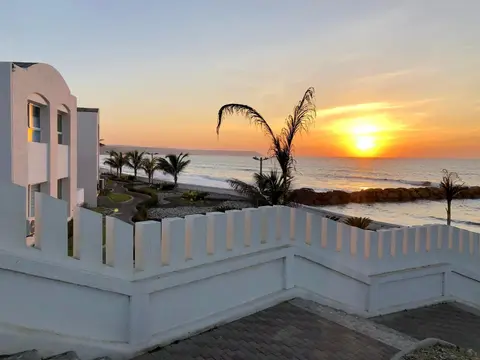 Departamentos Amoblados Frente al Mar Manta -PROINKASA