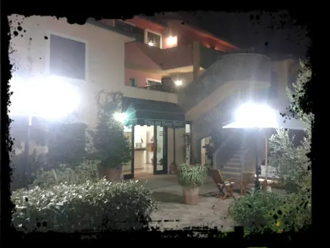Hotel Villa Del Parco