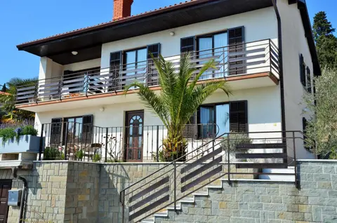 Apartments Ostanek