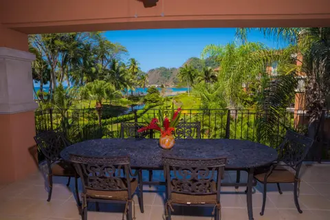 Bay Residence 7C 3 bdr Ocean View in Los Suenos