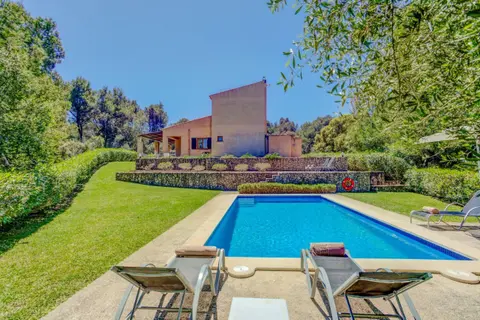 Villa Comellar by Sealand Villas