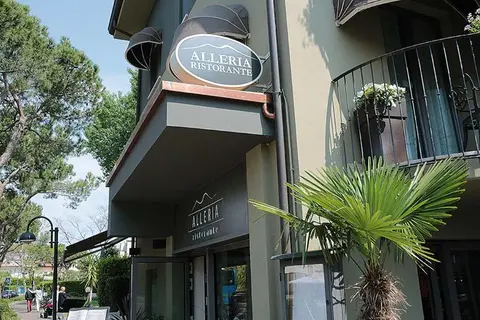 Hotel Aurora