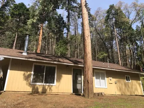 Sequoia National Forest CabinM