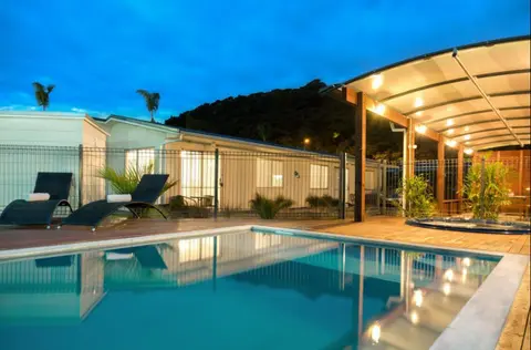 Averill Court Motel
