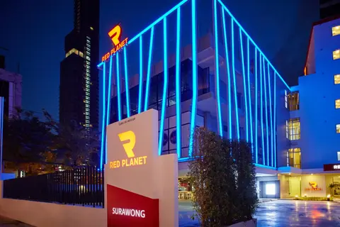 Easy Planet Bangkok Surawong
