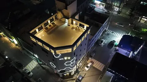 Gguljam Hotel