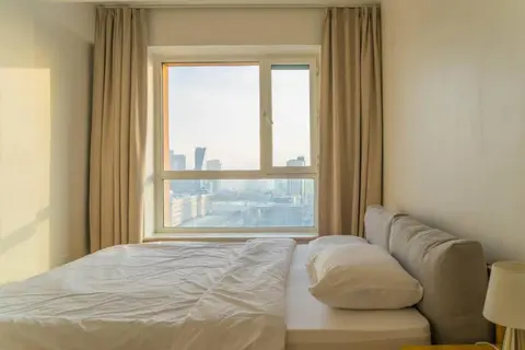 Modern apt with views 3 minutes from Sukhbaatar Sq