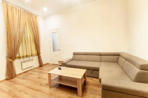 Wonderful flat on city center (Mukachivska 4/8)