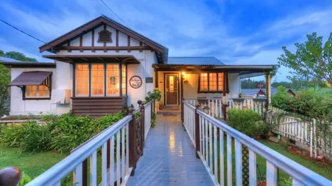 Andavine House - Bed & Breakfast