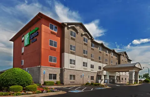 Holiday Inn Express Hotel and Suites Jenks by IHG