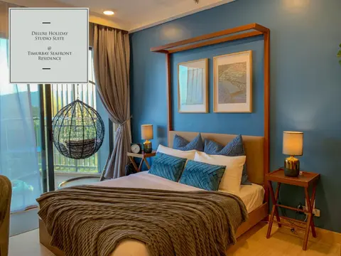 Deluxe Holiday Studio Suite at Timurbay with Seaview