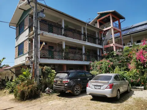 Baan Por Jai