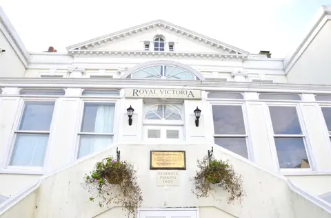 Kitchener Cottage Swanage very close to beach