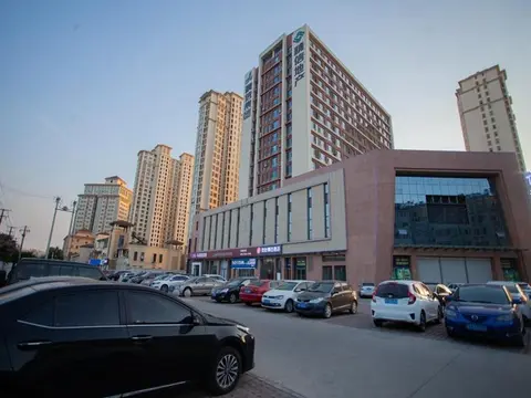 JUN Hotels Hengshui Olympic Sports Center