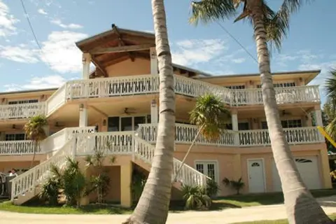Coconut Cove Resort & Marina