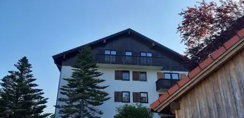 FeWo Alpenveilchen im Oberallgäu mit Pool, Sauna und tollem Ausblick vom großen Balkon