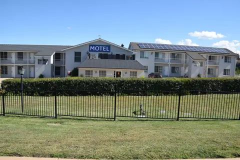 Coachman's Inn Motel
