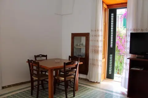 Casina Enzina