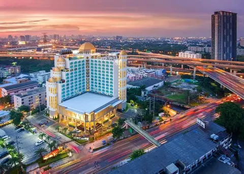 Al Meroz Hotel Bangkok - The Leading Halal Hotel
