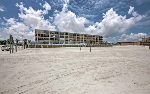 Daytona Inn Studios