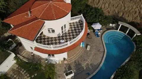 Villa Sky Music