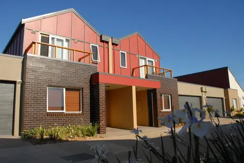 The Lakes Apartments