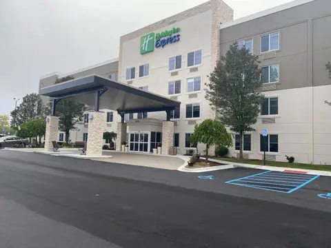 Holiday Inn Express Wixom by IHG