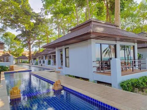 Chang Buri Resort & Koh Chang Hillside
