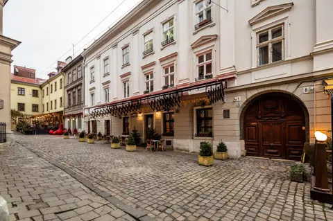Romari apartment Площа Катедральна 8