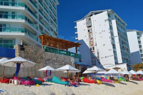 GIRASOL CONDO CANCUN BEAcH