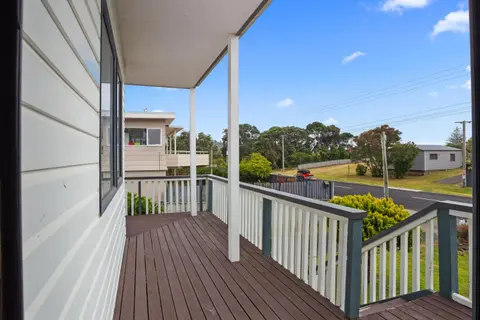 A Wave From It All - Waihi Beach Holiday Home