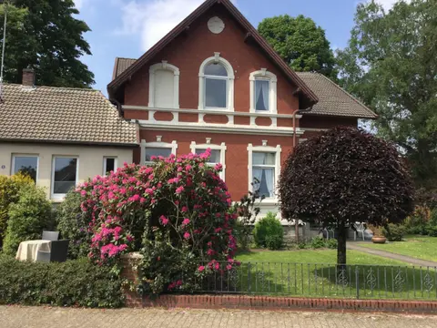 Ferienhaus Us lütt Hus und das Zimmer Linde im Haupthaus