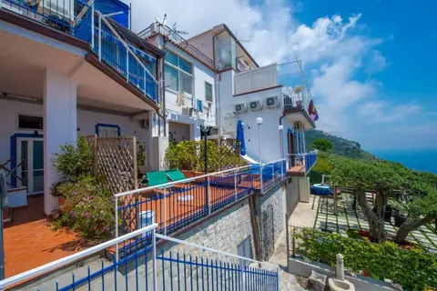Holiday House Nuvola in Amalfi Coast
