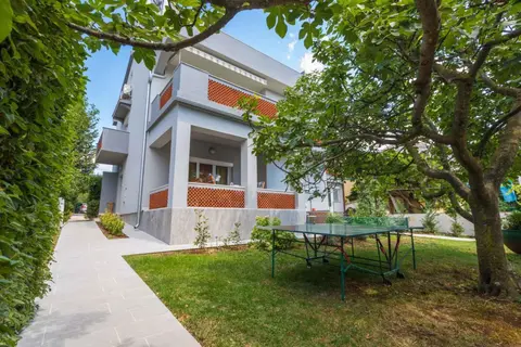 Holiday home in Jadranovo 39402