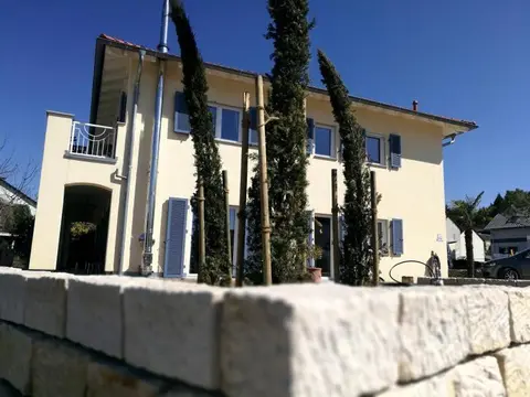 a Casa Mia by Kamelu