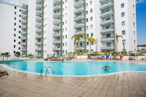 Ocean Garden Suite 004 con vistas al mar