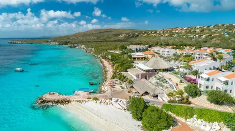 Coral Estate Luxury Resort