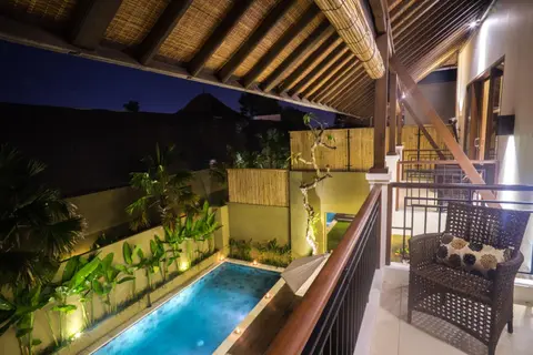 The Kumpi Villas