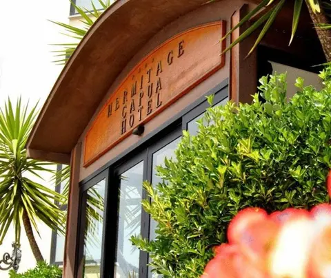 Hermitage Capua Hotel