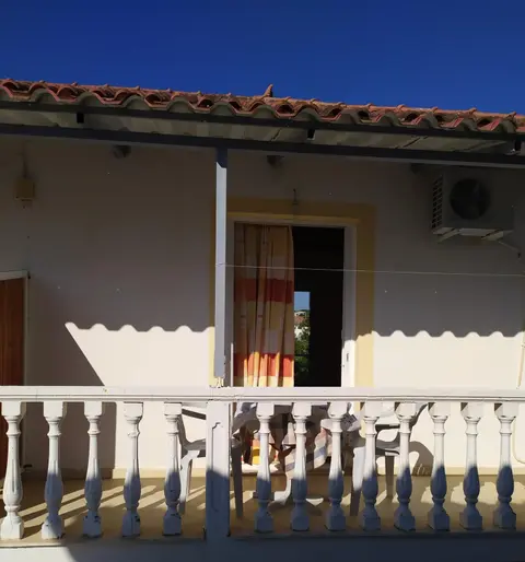 Apartment by central Tsilivi beach