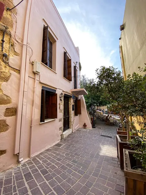 Casa Dasyra